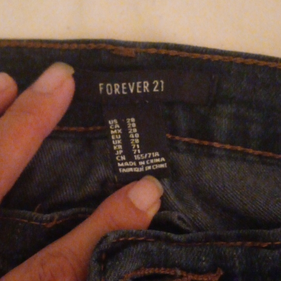 Jeans - Picture 2 of 2